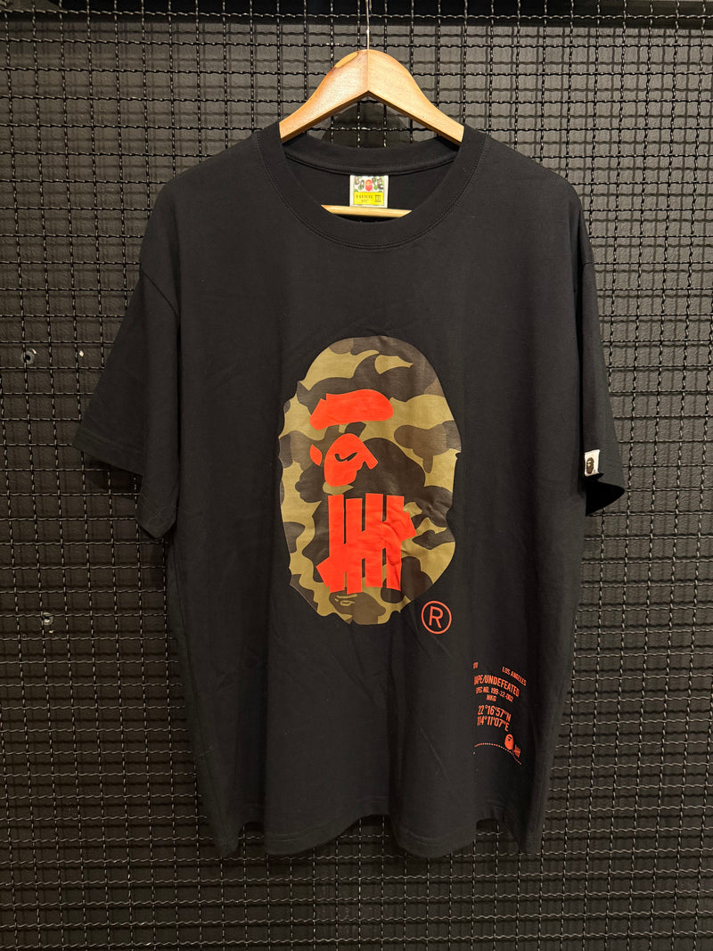 Camiseta BAPE x Undefeated Five Strikes - Pronta Entrega