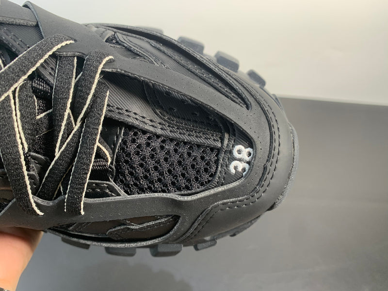 Balenciaga Track Black Hike - Encomenda