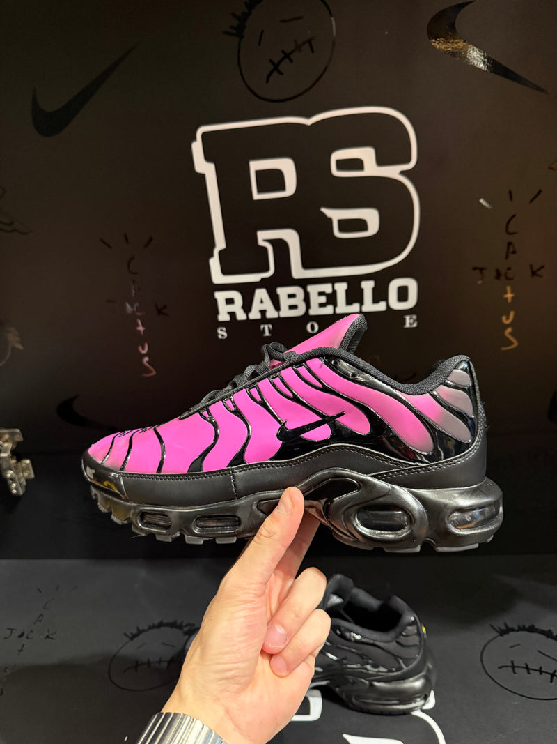 Tênis Air Max TN Plus Pink Black Gradient - Pronta Entrega