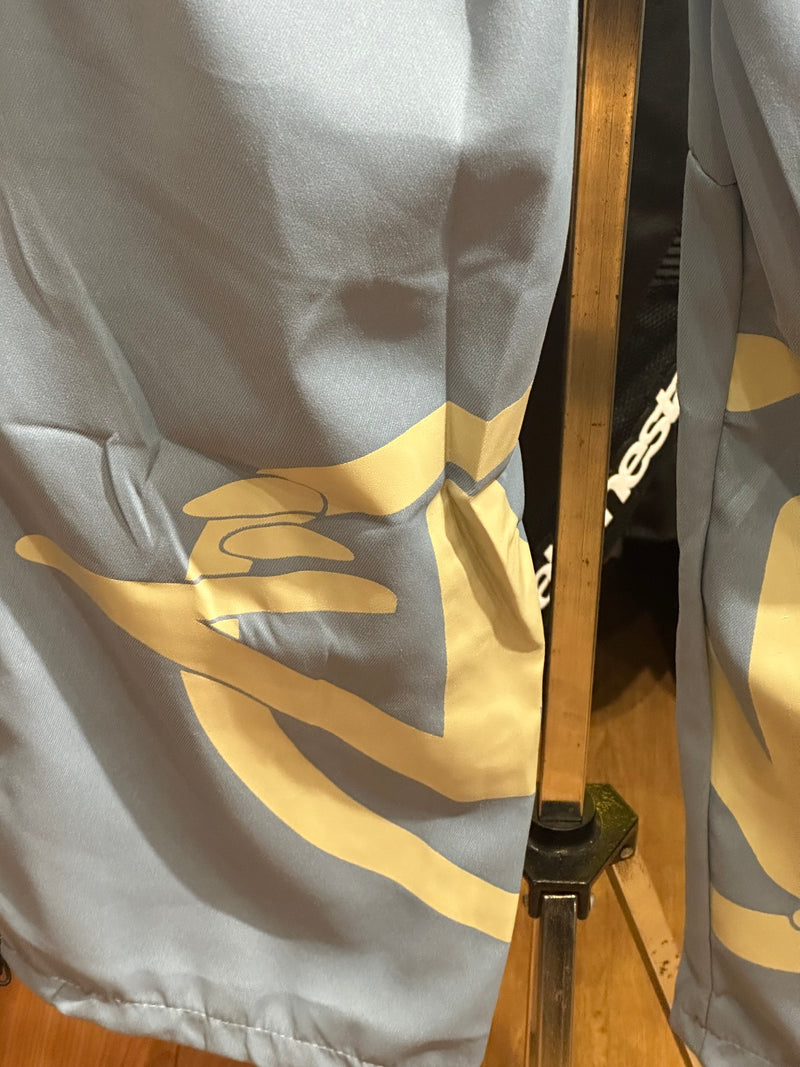 Calça Sarja Minus Two Azul Logo Cinza - Pronta Entrega