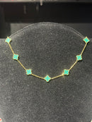 Corrente Van Cleef Dourado Trevos Verdes 45 + 5 CM - Pronta Entrega