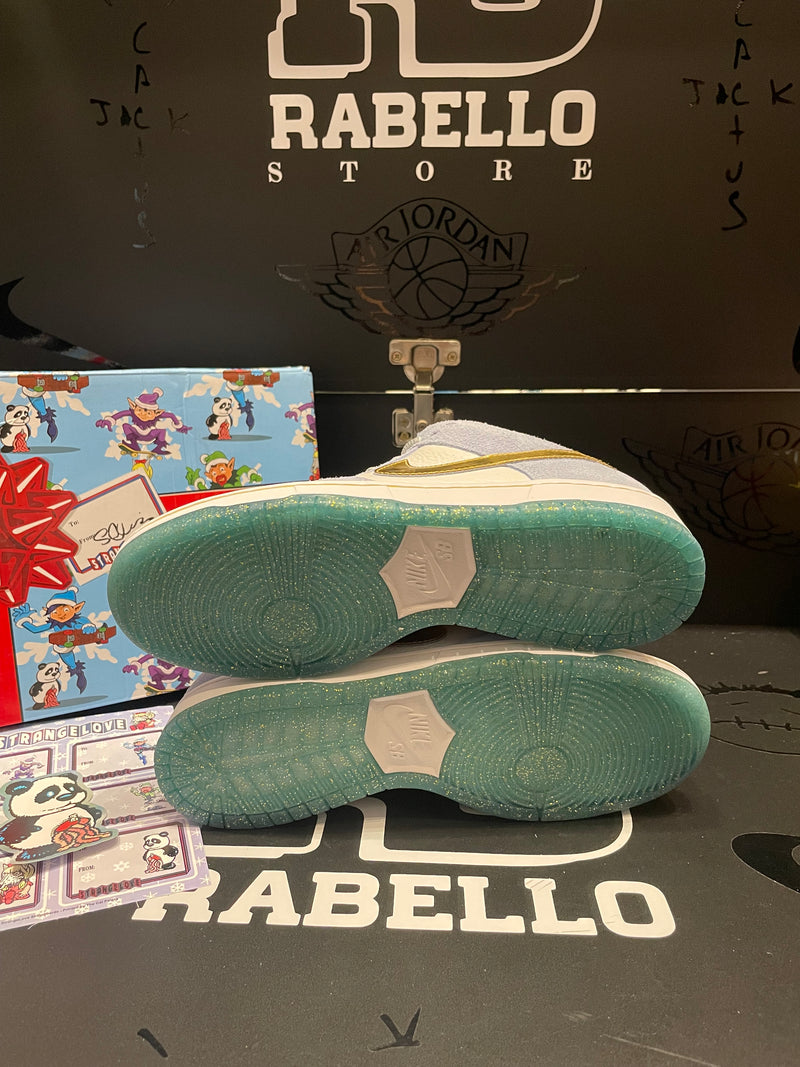 Tênis Nike Dunk Low SB Sean Cliver Holiday Special ' - Pronta Entrega