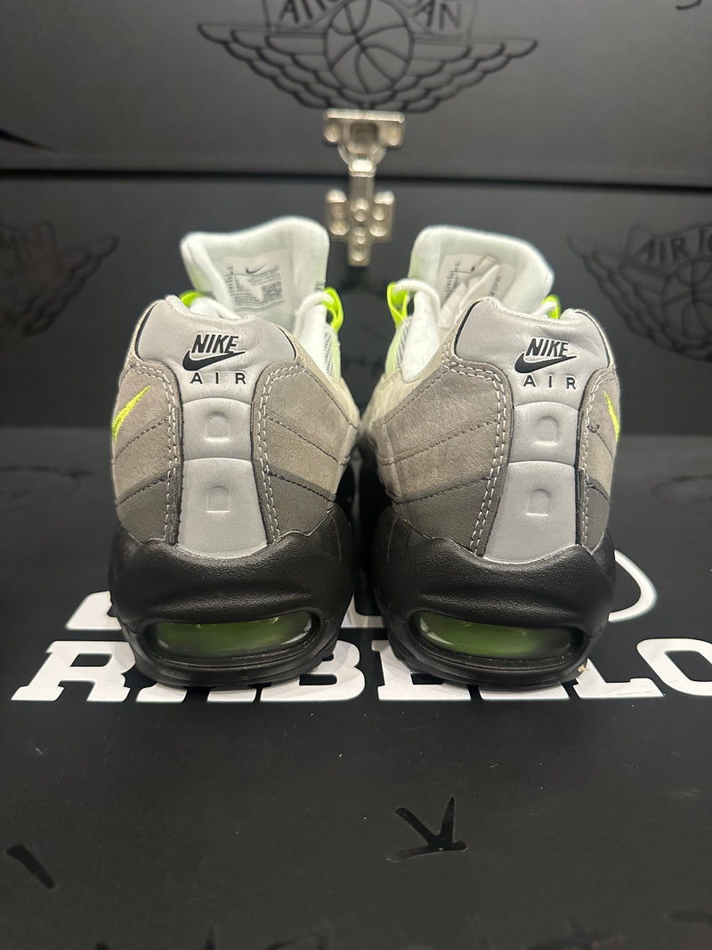 Tênis Nike Air Max 95 "Bright Mandarin" - Pronta Entrega