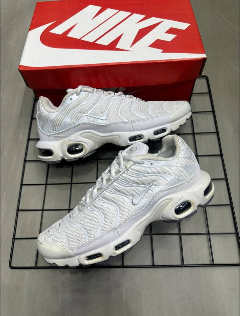 Air Max TN Plus White - Pronta Entrega