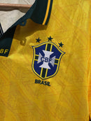 Camiseta Umbro Retrô Seleção Brasileira 1990 - Pronta Entrega