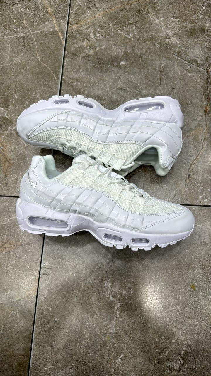 Tênis Nike Air Max 95 Triple White - Pronta Entrega