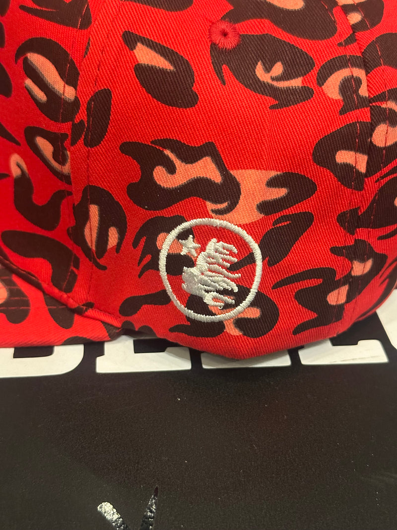 Boné Hellstar Aba Reta Cheetah Print Fitted Red - Pronta Entrega