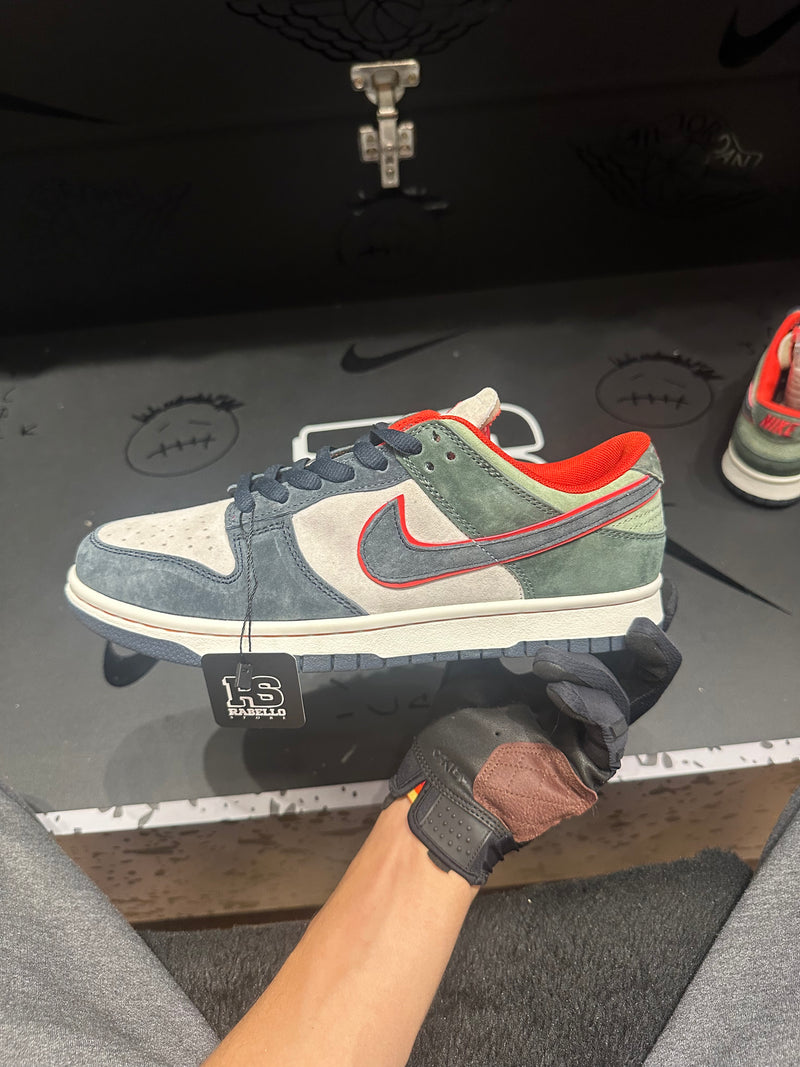 Tênis Nike SB Dunk Low "Steamboy OST" x
Otomo Katsuhiro Green/Blue - Pronta Entrega