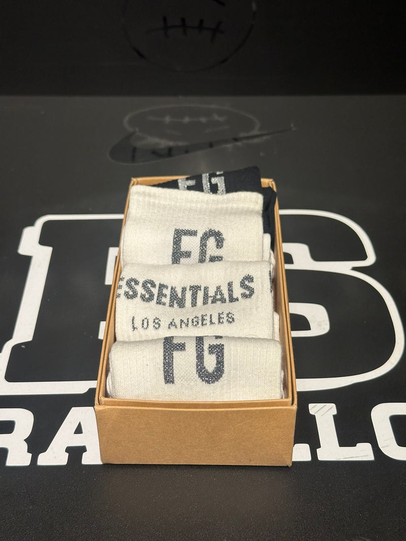 Pack 4 Meias Essentials Fear Of God - Pronta Entrega