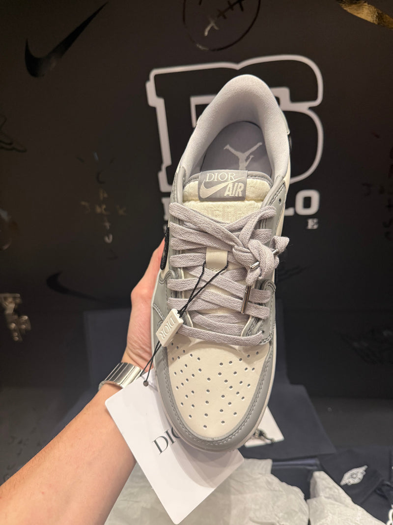 Tênis Nike Air Jordan 1 Low X Dior Grey - Pronta Entrega