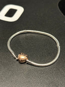 Bracelete Pandora Moments com Fecho De Coracao Rose - Pronta Entrega