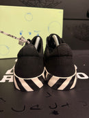 Tênis Off-White Vulcanized Low Black White Arrow - Pronta Entrega