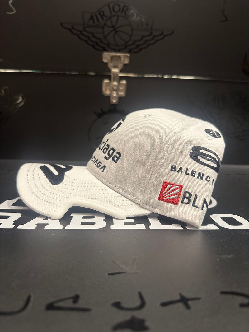 Boné Aba Curva Cortada Balenciaga Branco - Pronta Entrega