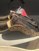 Tênis Nike Travis Scott x Air Jordan 1 Low Mocha - Pronta Entrega