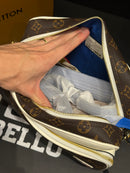 Bolsa Louis Vuitton 2020 LV X NBA WHITE BROWN MONOGRAM NIL MESSENGER BAG - Pronta Entrega