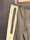 Calça Nike Tech Men's Dri-FIT Woven Colour-Block Oversized Trousers Green - Pronta Entrega
