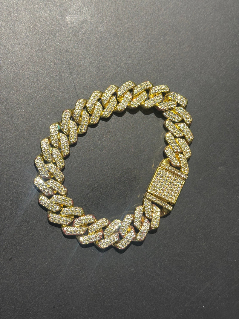 Pulseira Slim Dourada Cravejada Em Zicornia Cúbica 20 CM - Pronta Entrega