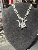 Corrente Cravejada Pingente “Road Runner” Em Zicornia Cubica Prata 45 CM - Pronta Entrega