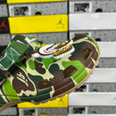 BAPE x Crocs Classic Clog - Encomenda