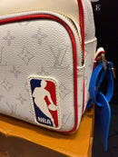 Bolsa Louis Vuitton 2020 LV X NBA WHITE MONOGRAM NIL MESSENGER BAG - Pronta Entrega