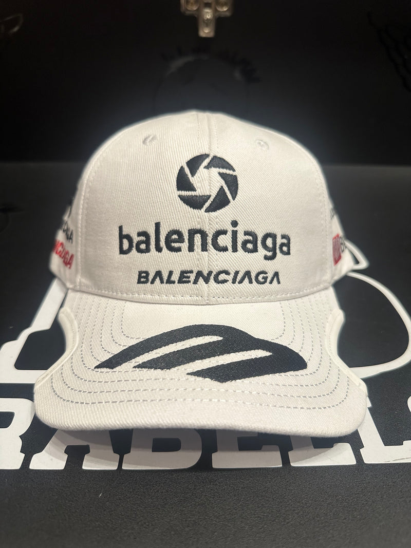 Boné Aba Curva Cortada Balenciaga Branco - Pronta Entrega