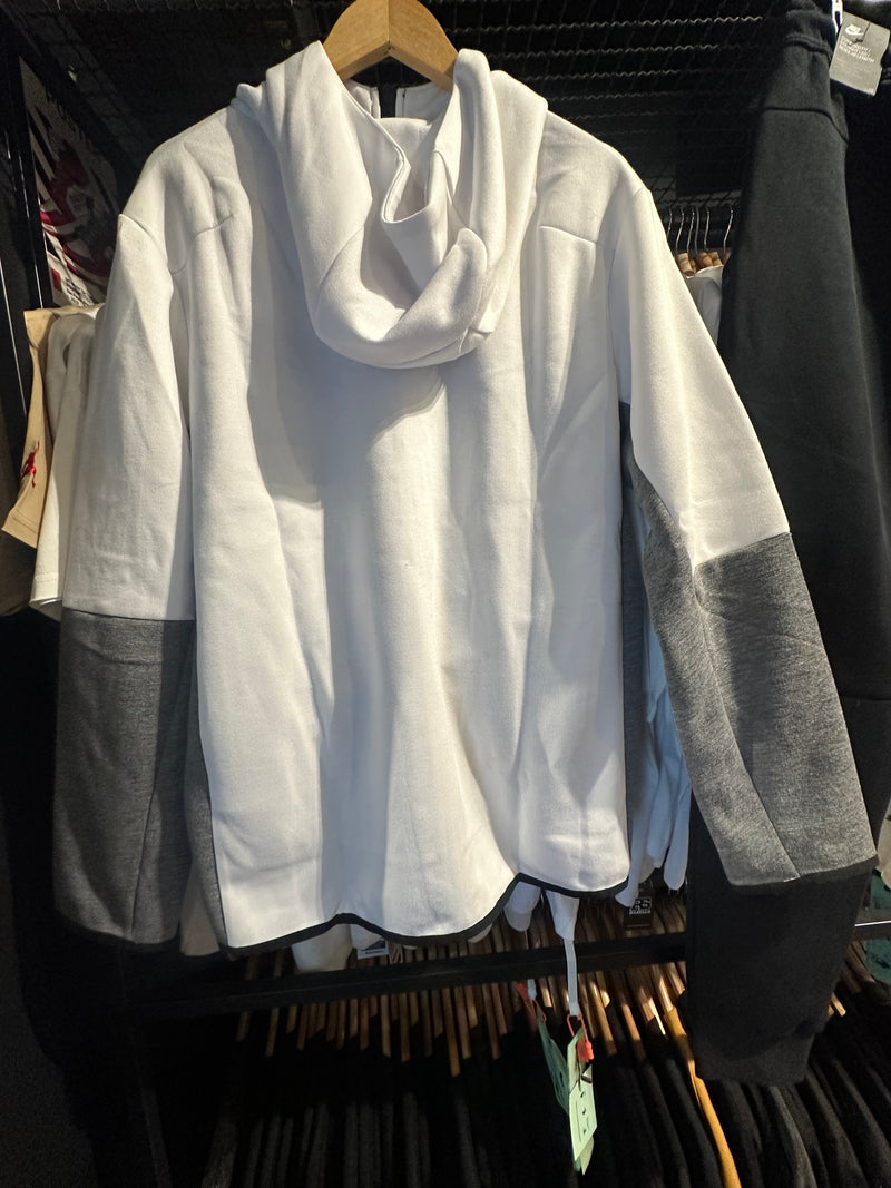 Conjunto Nike Tech Fleece Preto e Branco - Pronta Entrega