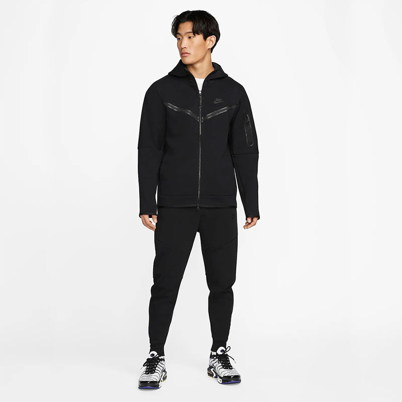 Conjunto Nike Tech Fleece Preto - Encomenda