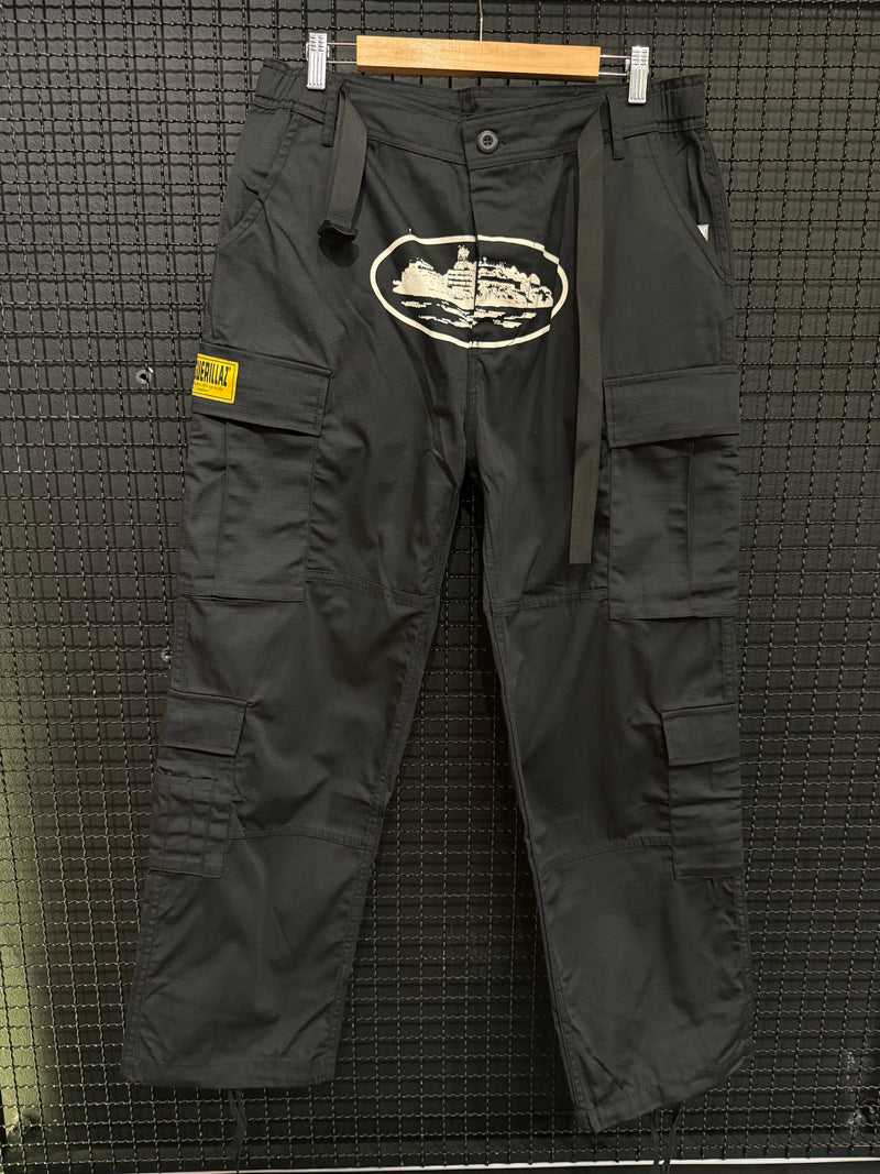 Calça Corteiz Guerillaz Cargo Black/White - Pronta Entrega