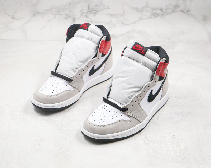 Jordan 1 Retro High Light Smoke Grey - Encomenda
