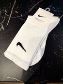 MEIA NIKE EVERYDAY LIGHTWEIGHT
TRAINING CREW BRANCO - Pronta Entrega