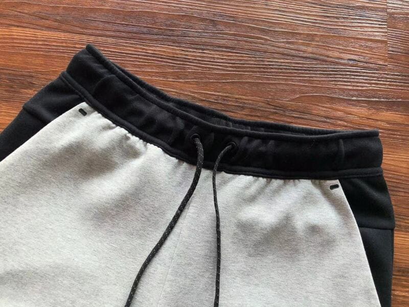 Conjunto Nike Tech Fleece Preto e Cinza - Encomenda