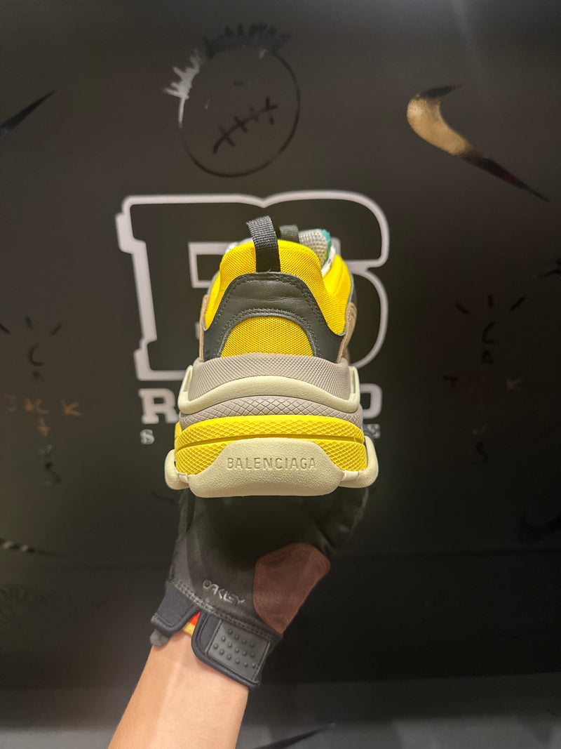 Tênis Balenciaga Triple S Beige Green Yellow - Pronta Entrega
