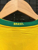Camiseta Nike Retrô Seleção Brasileira Amarela 2006 Kaká