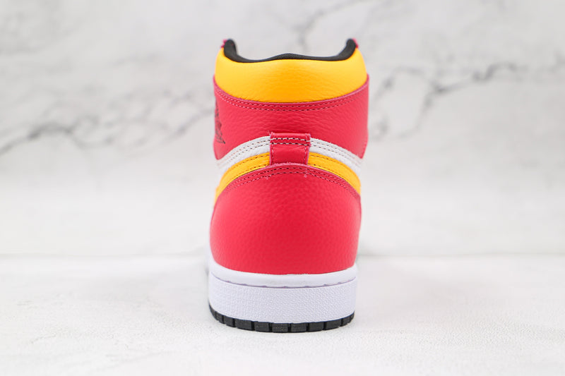 Jordan 1 Retro High OG Light Fusion Red - Encomenda