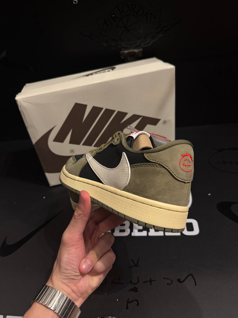 Tênis Nike Travis Scott x Air Jordan 1 Low Black Olive - Pronta Entrega