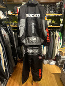 Conjunto Ducati x Supreme Preto - Pronta Entrega