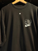 Camiseta KAWS Preta - Pronta Entrega
