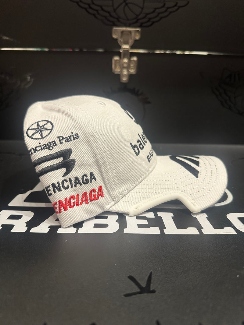 Boné Aba Curva Cortada Balenciaga Branco - Pronta Entrega