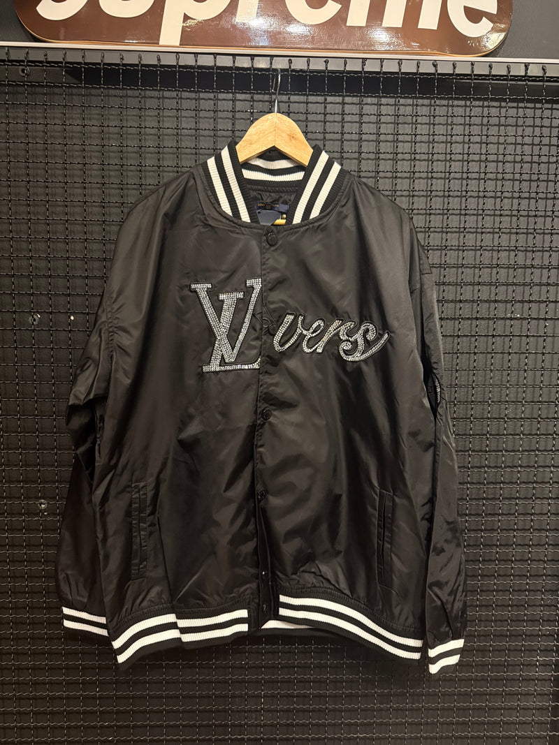 Jaqueta Louis Vuitton Nylon Baseball LV Lovers - Pronta Entrega