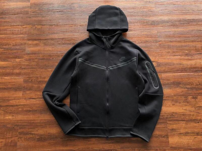 Conjunto Nike Tech Fleece Preto - Encomenda