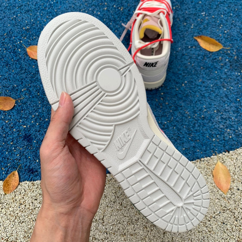 Nike Dunk Low Off White Lot 33:50 - Encomenda