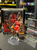 Action Figure Michael Jordan: Chicago Bulls NBA Uniforme Vermelho No. 100 Medicom Mafex - Pronta Entrega