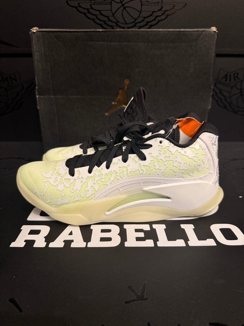 Tênis Nike Jordan Zion 3 Barely Volt - Pronta Entrega