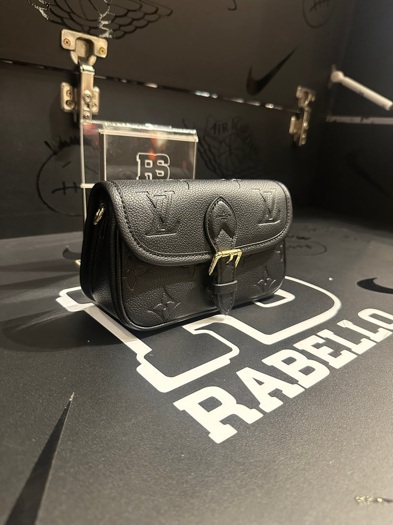 Bolsa Louis Vuitton Diane Monogram Black - Pronta Entrega