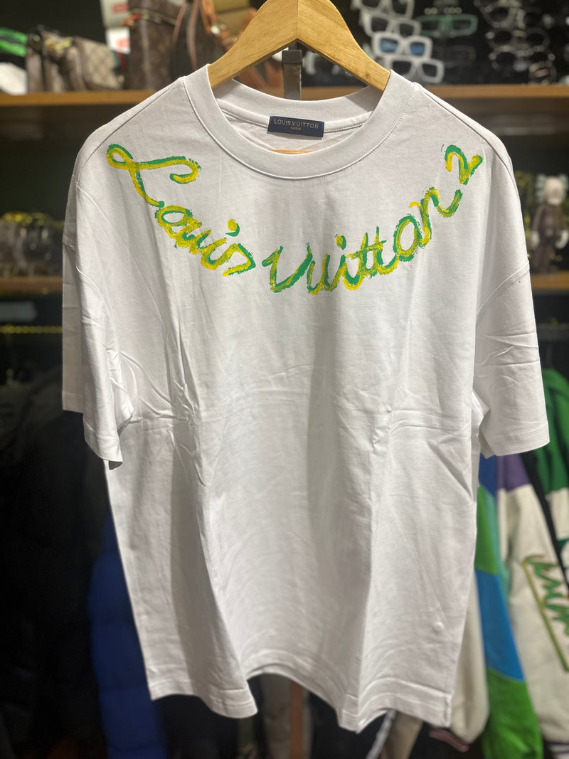 Camiseta Louis Vuitton Branca Logo Yellow/Green - Pronta Entrega