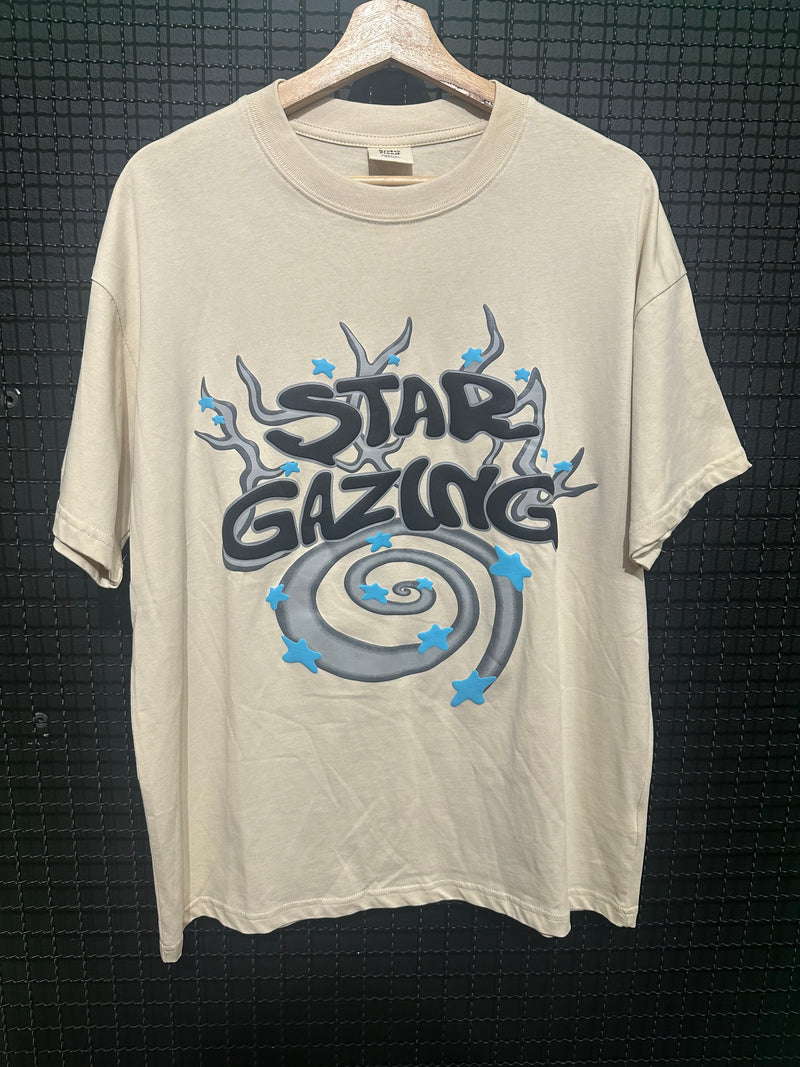Camiseta Broken Planet “Star Gazing” Cream - Pronta Entrega
