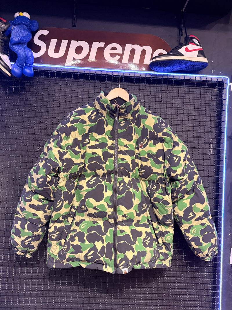 Jaqueta Puffer BAPE ABC Camo Reversible Down Jacket - Pronta Entrega