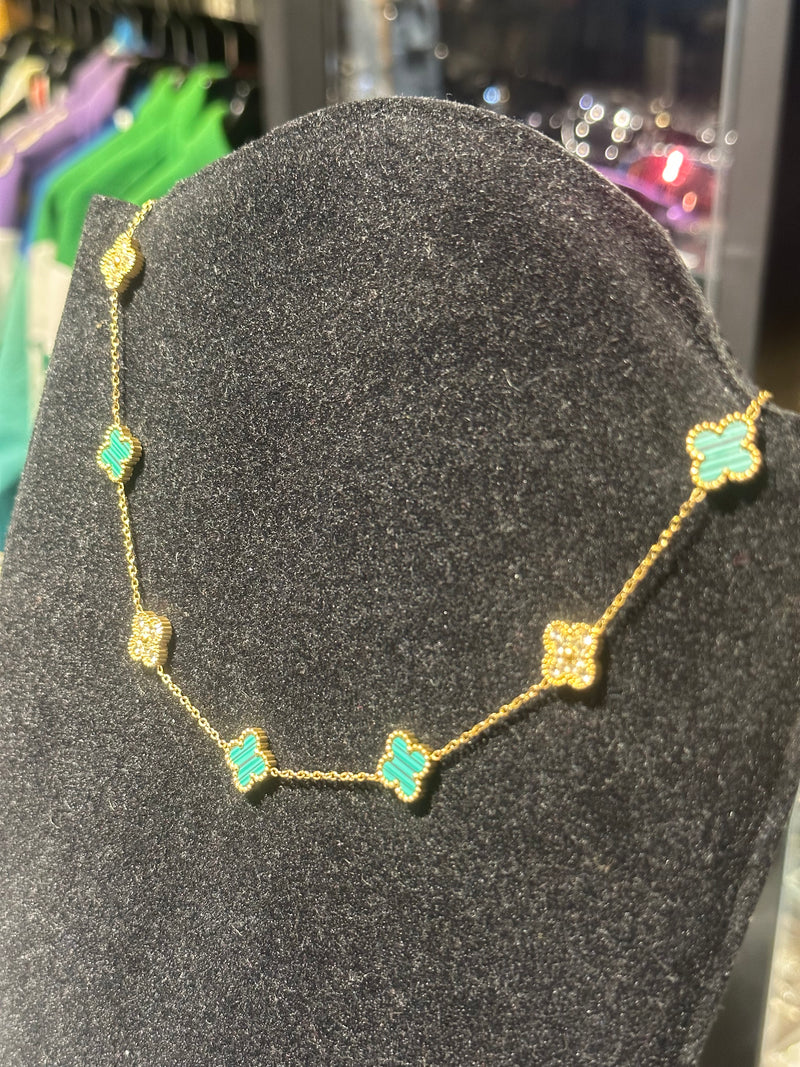Corrente Van Cleef Dourado Trevos Gold/Green 45 + 5 CM - Pronta Entrega
