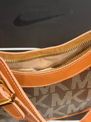 Bolsa Michael Kors MK Logo Premium Marrom - Pronta Entrega