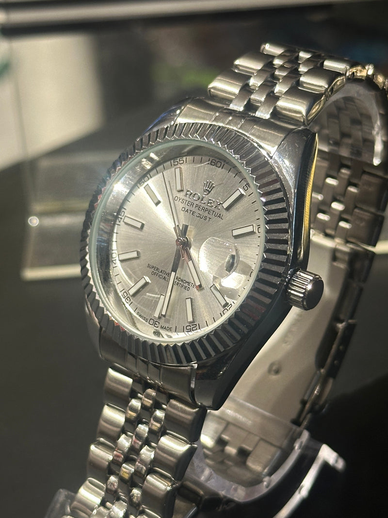 Relógio Rolex Datejust Silver Fundo Branco - Pronta Entrega